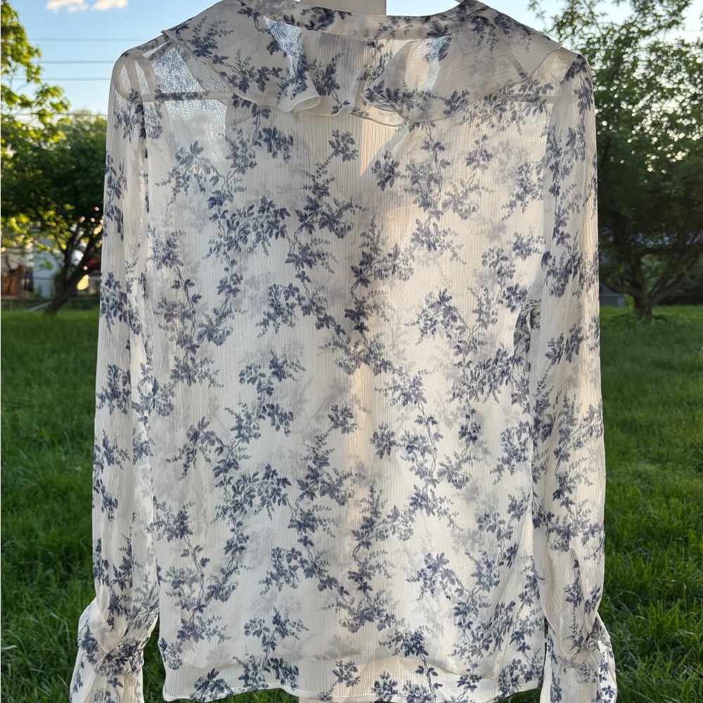Paige Women's Blue Floral Top - Picture 6 of 6